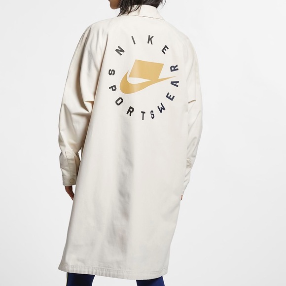 Nike sportswear jacket - Picture 2 of 3